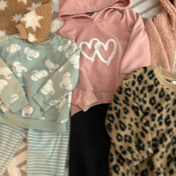 18 Month Girls cold weather Fall, Winter Bundle with Hoodies and Sweater outfits - Picture 3 of 11